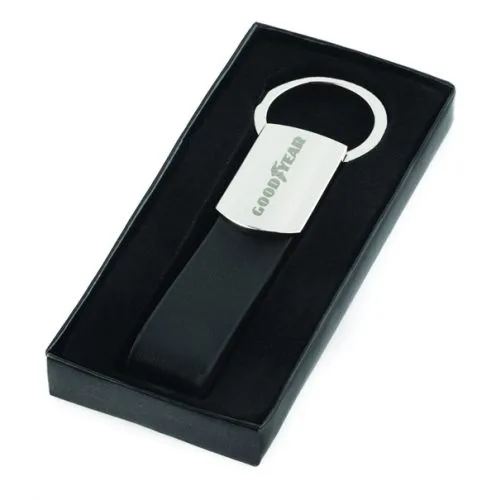Leather Keychain DA02 — detail