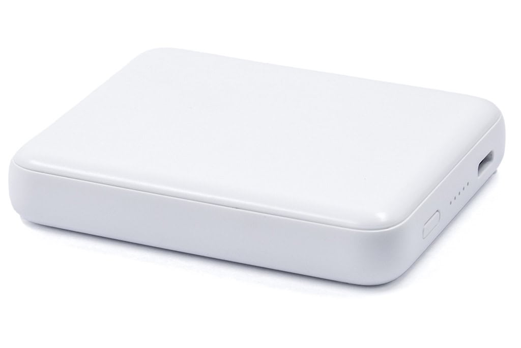 POWERCHARGE AIR ECO Beyaz MagSafe Uyumlu 5000 mAh 5W Kablosuz Powerbank