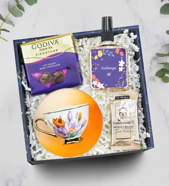 Cup Chocolate Coffee Cologne Gift Set — detail