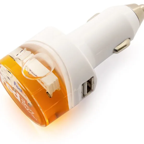 USB Car Charger – Model 2 — detail