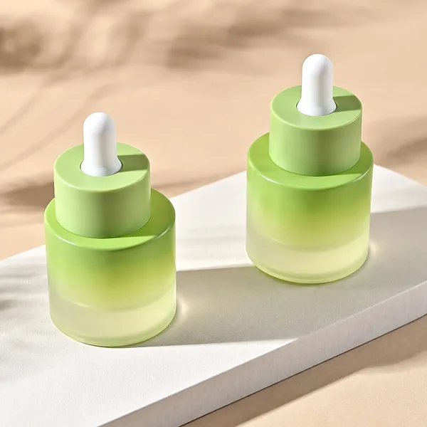Asimetrik Boyunlu Cam Damlalıklı Şişe – 30 ml (detay)