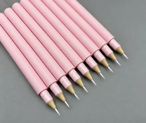 Farklı Uç Seçenekli Likit Makyaj Kalemi Ambalajı