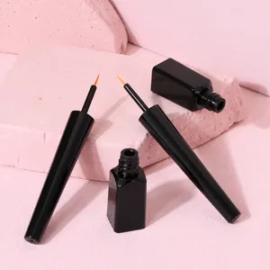 Uzun Konik Kapaklı Siyah Dikdörtgen Eyeliner Ambalajı – 4,5 ml