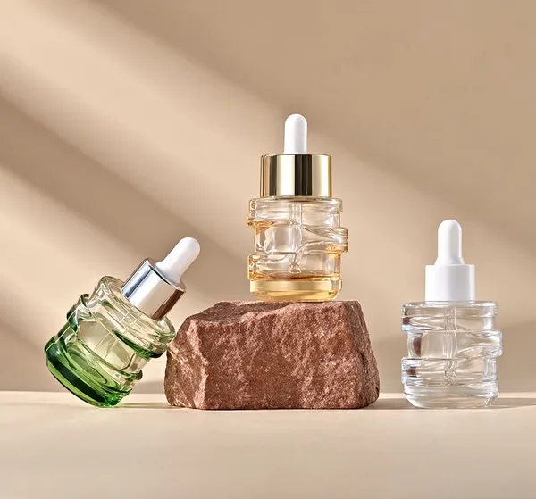 Dalgalı Halka Formlu Cam Damlalıklı Şişe – 30 ml