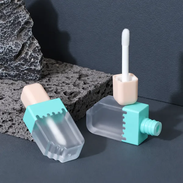 Mint Boyunlu Buzlu Gövdeli Mini Lip Gloss Ambalajı – 4 ml