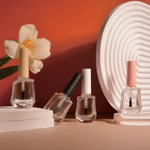 Sekizgen Yüzeyli Cam Oje Şişesi