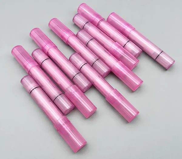 Pembe Silindirik Kapatıcı ve Aydınlatıcı Stick Ambalajı
