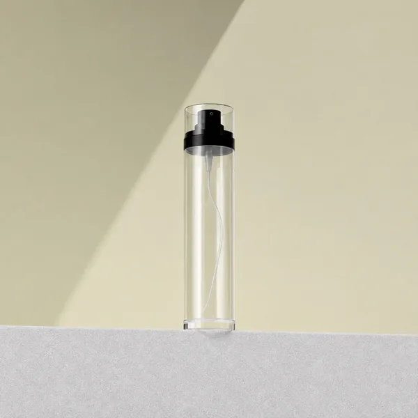 Thick-Walled Clear PET Lotion Pump Bottle (detail)